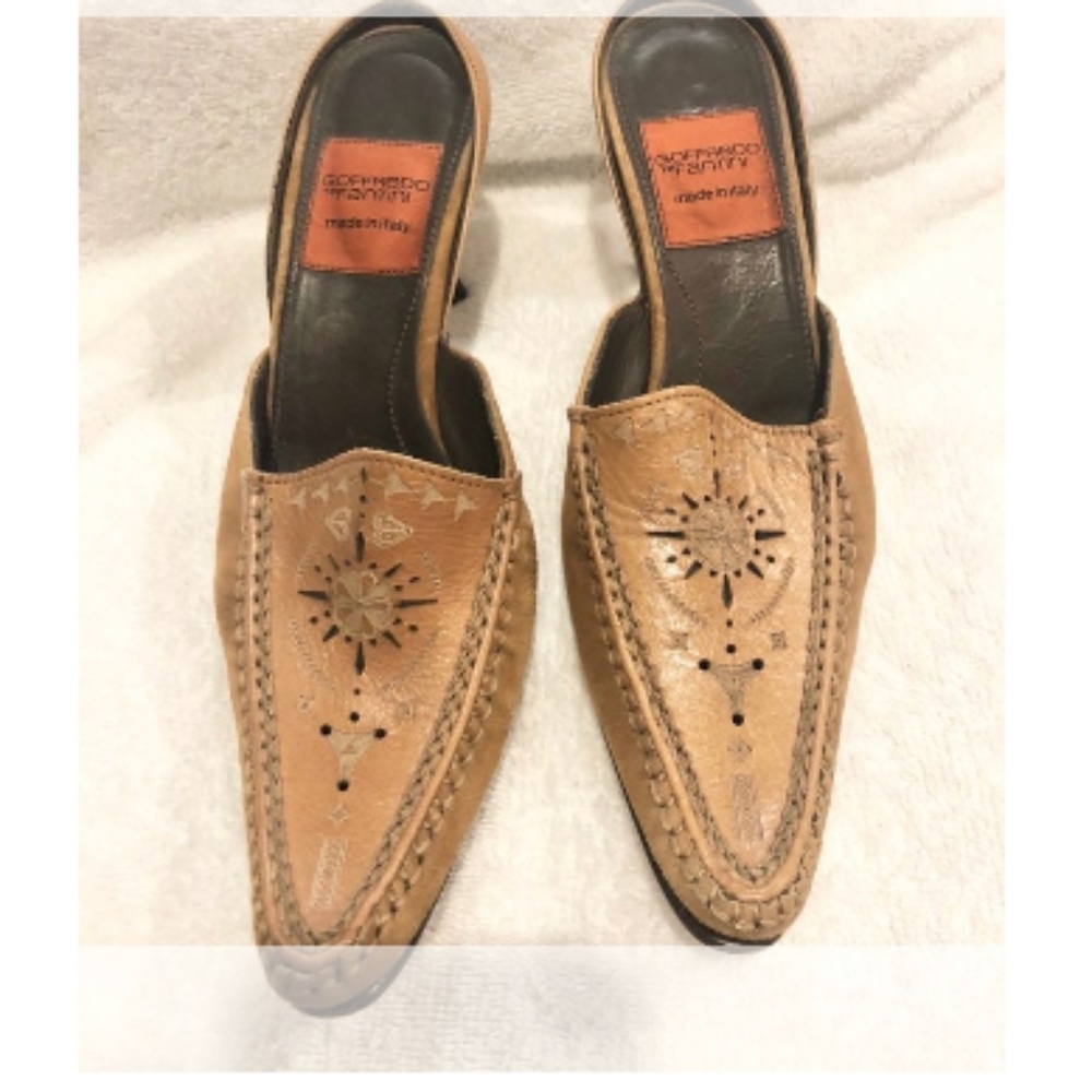 Goffredo Fantini leather mule/clog heels